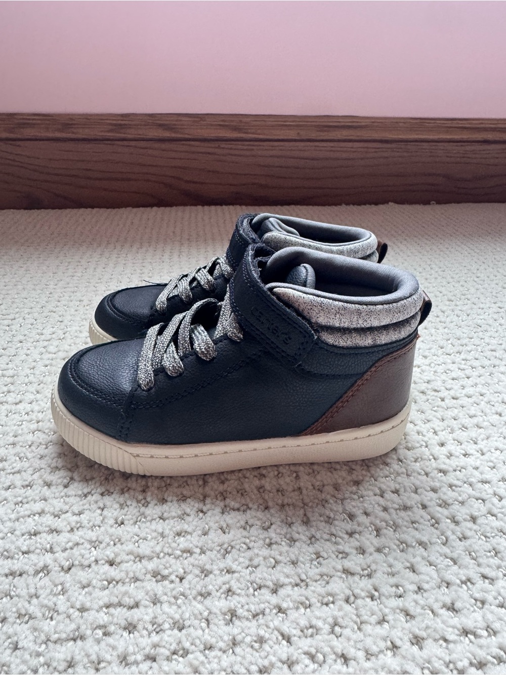 CARTERS—Kids Navy High-Top Sneakers with Gray Details (Size 10) - Picture 2 of 5